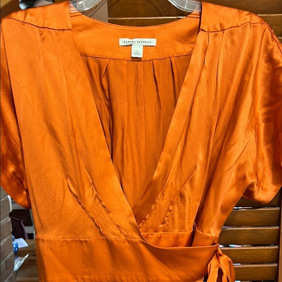 Banana Republic Silk Elegant Orange Wrap Dress - Picture 2 of 12